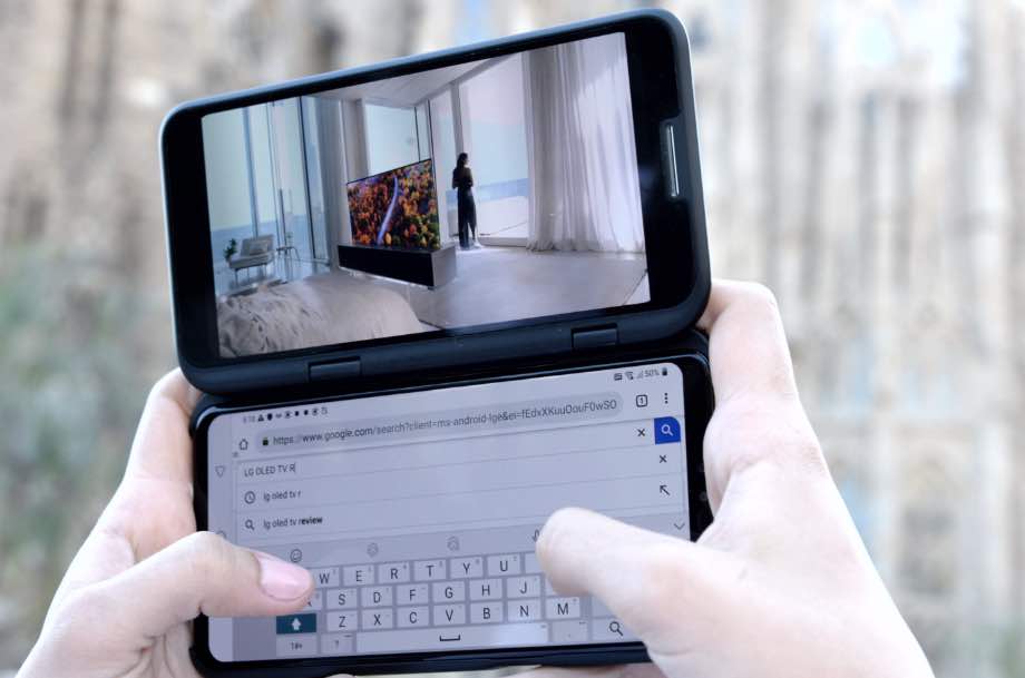 LG запропонував альтернативу смартфонам з гнучким екраном