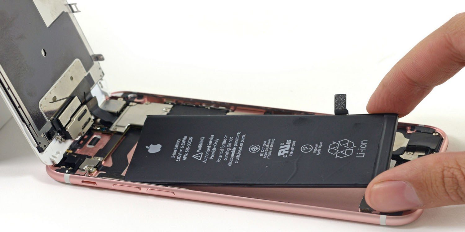 Власники iPhone X скаржаться на роботу акумулятора