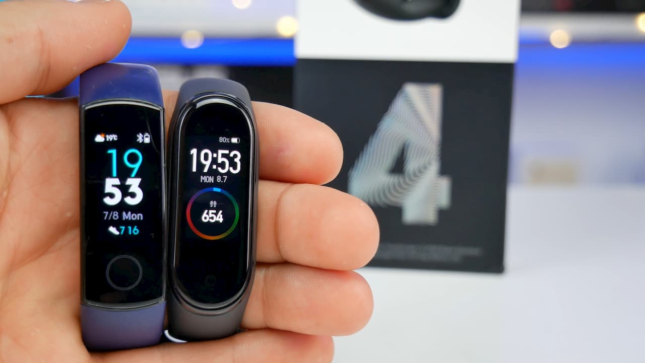 xiaomi amazfit cor vs honor band 4