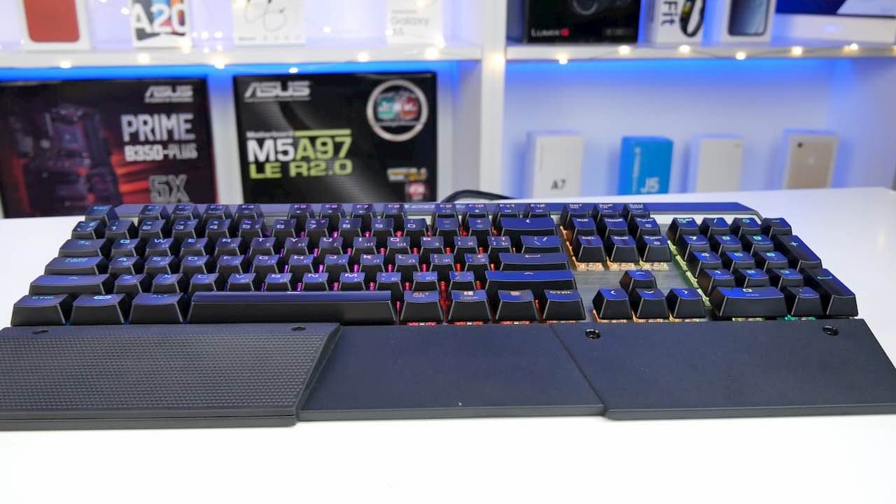 Cougar Attack X3 RGB – огляд ігрової клавіатури для справжніх ґеймерів