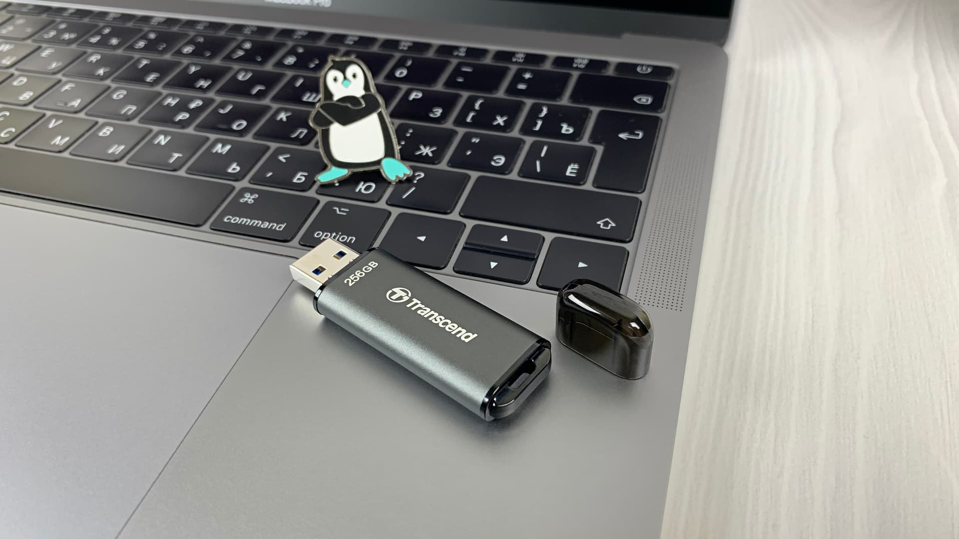 Transcend JetFlash 920 - USB-флешка - USB 3.2 Gen 1