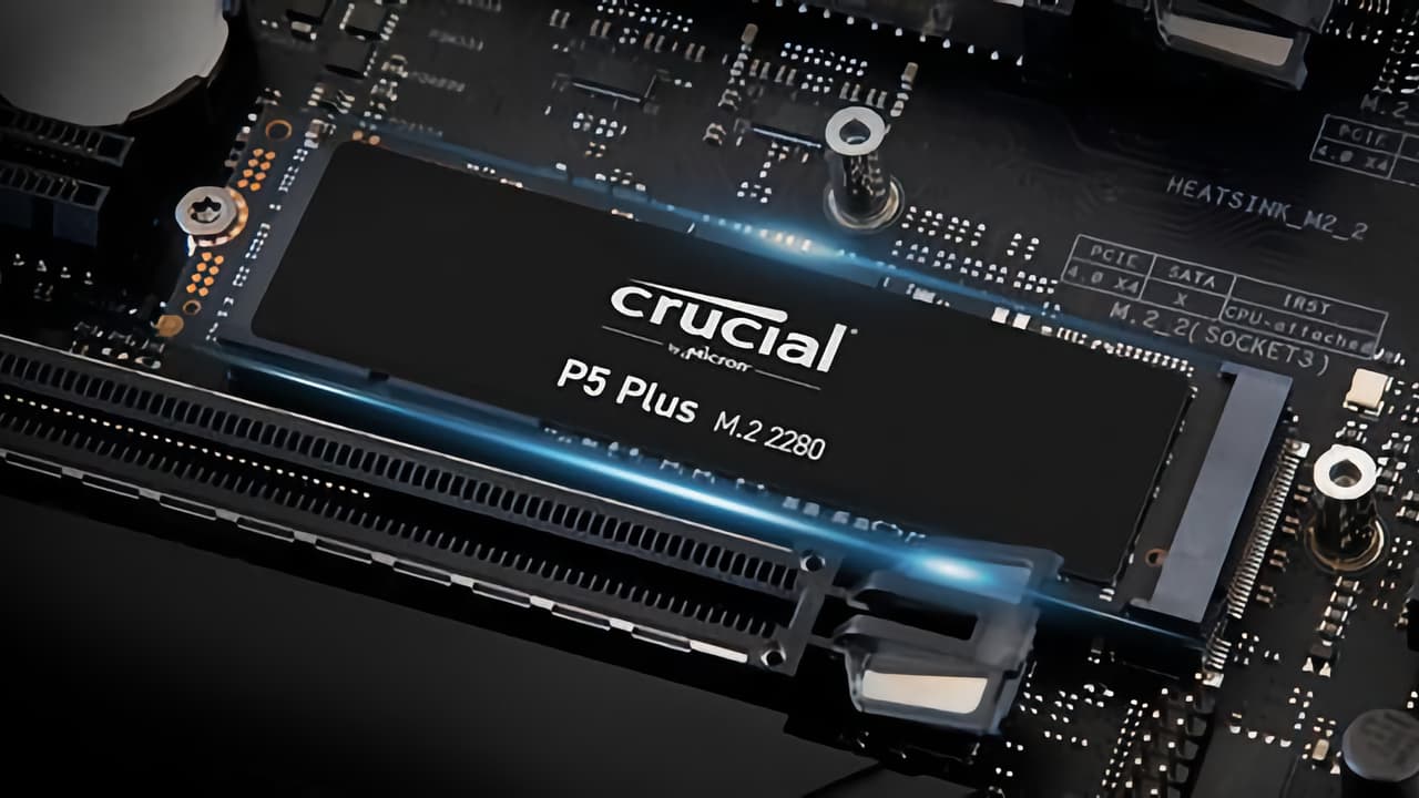 Crucial P5 Plus SSD