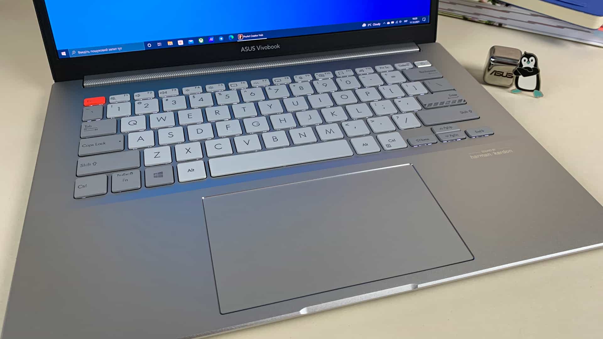 ASUS Vivobook Pro 14X OLED (M7400QE) / (Клавіатура, тачпад)