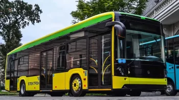 Перший львівський тролейбус із автономним ходом