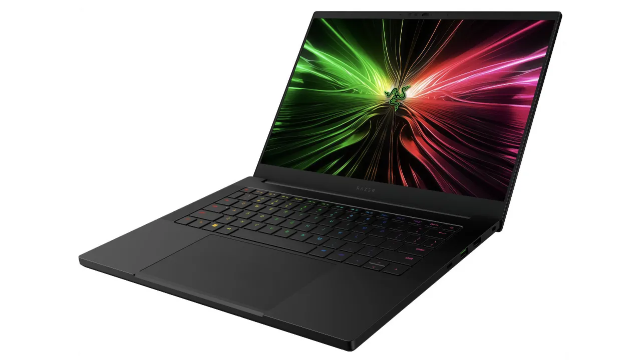 Razer Blade 14 2024 (вид під кутом)