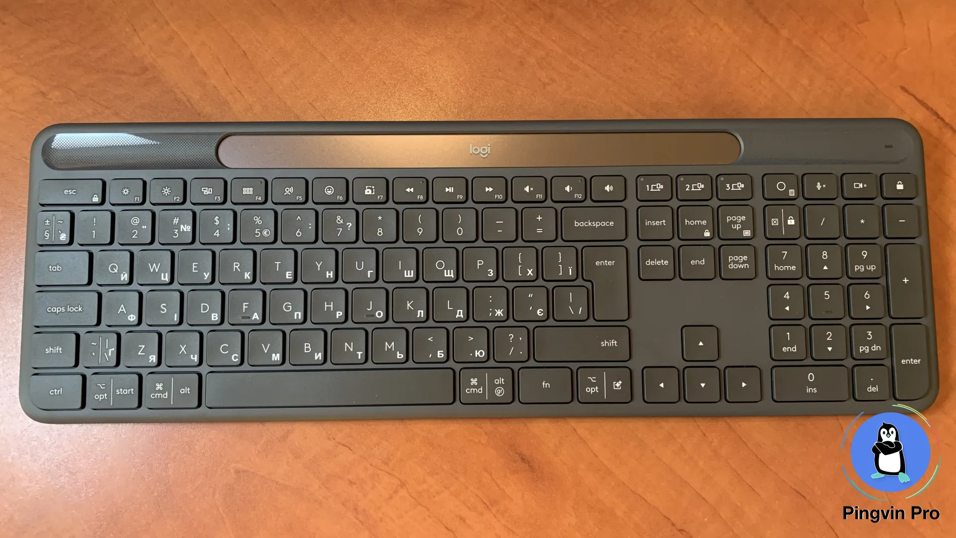 Logitech Signature Slim Solar+ K980