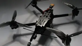 З чого складається FPV-дрон